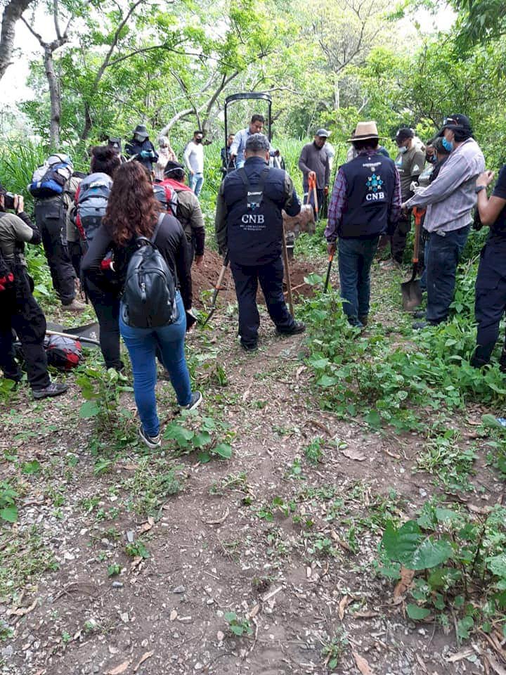 Integrantes de colectivo de desaparecidos hallaron restos humanos