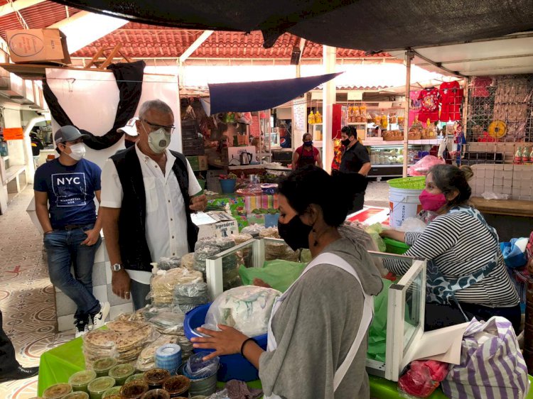 Supervisan sanidad en 2  mercados de Cuernavaca