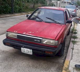 Recuperan un Nissan Tsuru robado en la Calera Chica