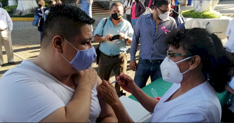 Se lleva a cabo jornada de  vacunación en Cuernavaca