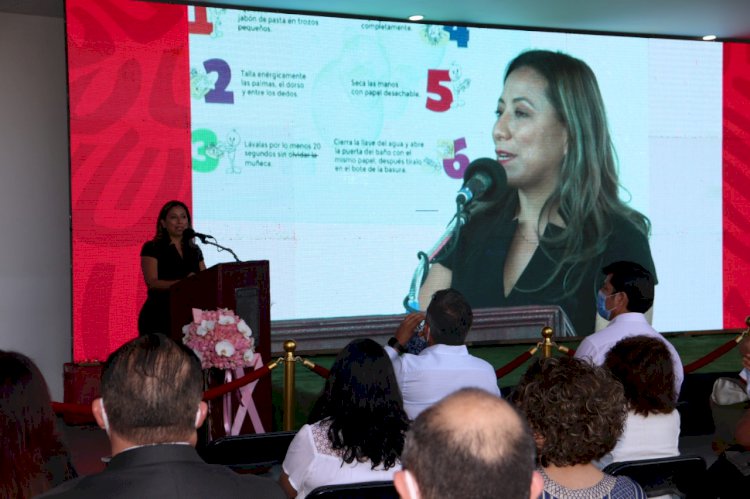Rinde Alejandra Flores segundo informe de actividades legislativas