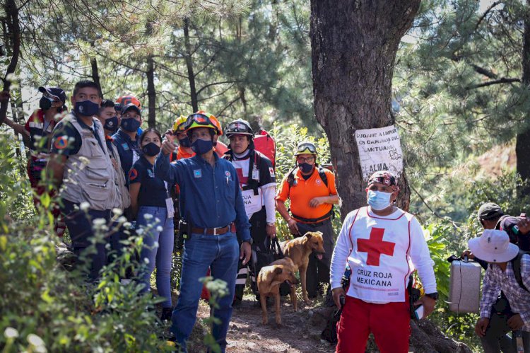 Se logra rescate de persona extraviada en Tepoztlán