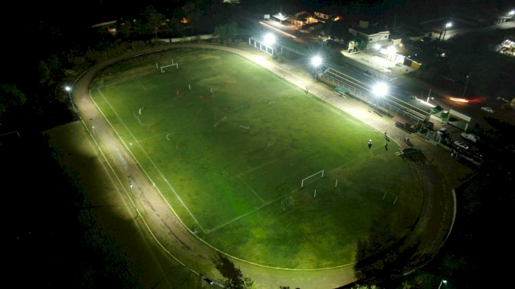 Ayuntamiento de Jojutla iluminó espacios deportivos
