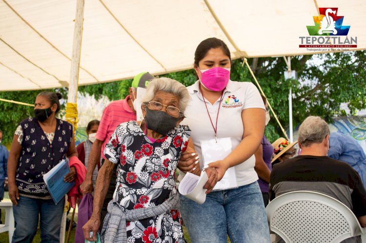 Foráneos acapararon 10 por ciento  de las vacunas en Tepoztlán