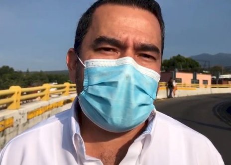 Urge que se le dé mantenimiento  al distribuidor vial Emiliano Zapata