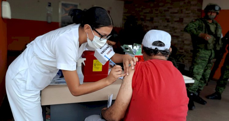 Hoy se aplica vacuna para los de  40 - 49 en Zapata y Xoxocotla