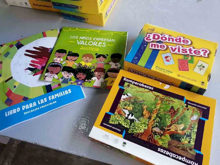Empezó IEBEM a distribuir libros  de texto gratuito en región oriente