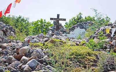 Piden habitantes a INAH reconstruir la capilla de San Nicolás Tolentino