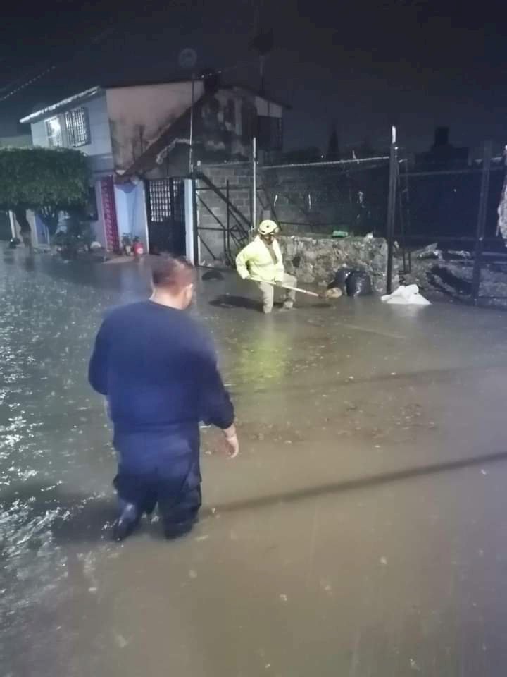 Se reportan inundaciones por lluvias que no paran