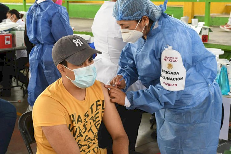 Módulos de vacunación ubicados en  diferentes municipios lucieron llenos
