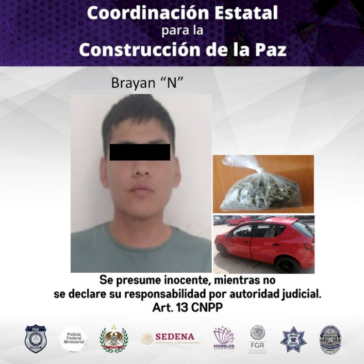 Este joven fue detenido en Jiutepec  con auto robado y presunta marihuana