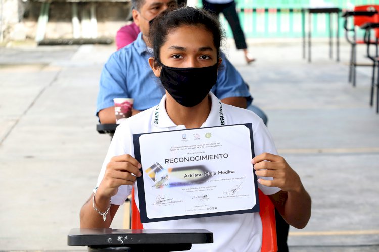 Alumno del Cobaem, 2° lugar en la olimpiada de física en Centroamérica