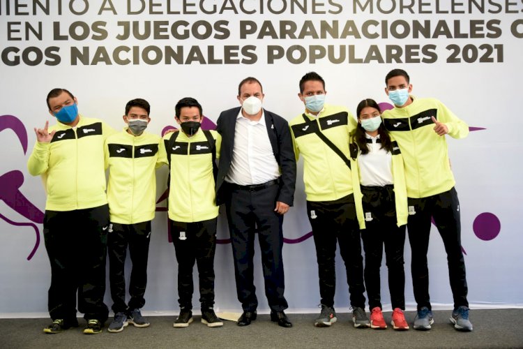 Abanderó Cuauhtémoc Blanco a deportistas que van a Paranacionales Conade