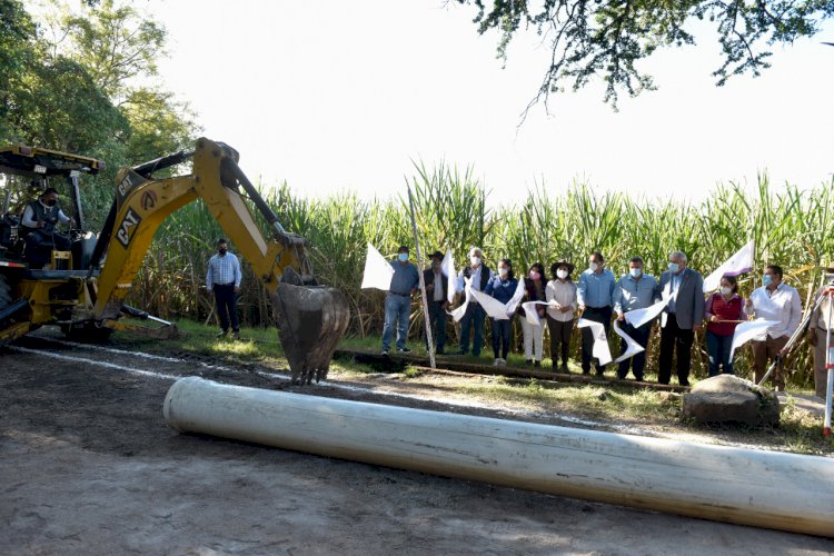 Arranca el gobierno estatal obras  de agua potable en Tlayacapan