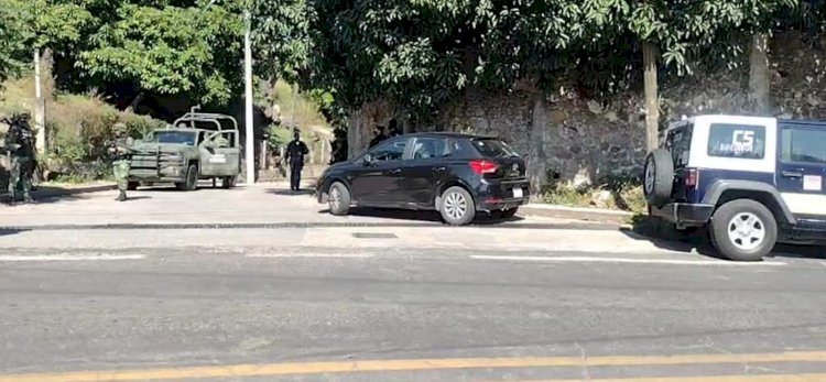 Balaceados, 4 policías y un agente ministerial en enfrentamiento en Coatlán