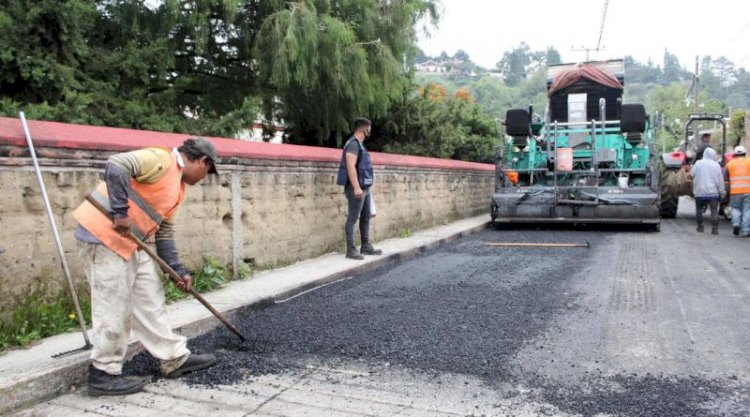 Inició Tetela del Volcán el reencarpetamiento  de la carretera de San Pedro Tlalmimilulpan