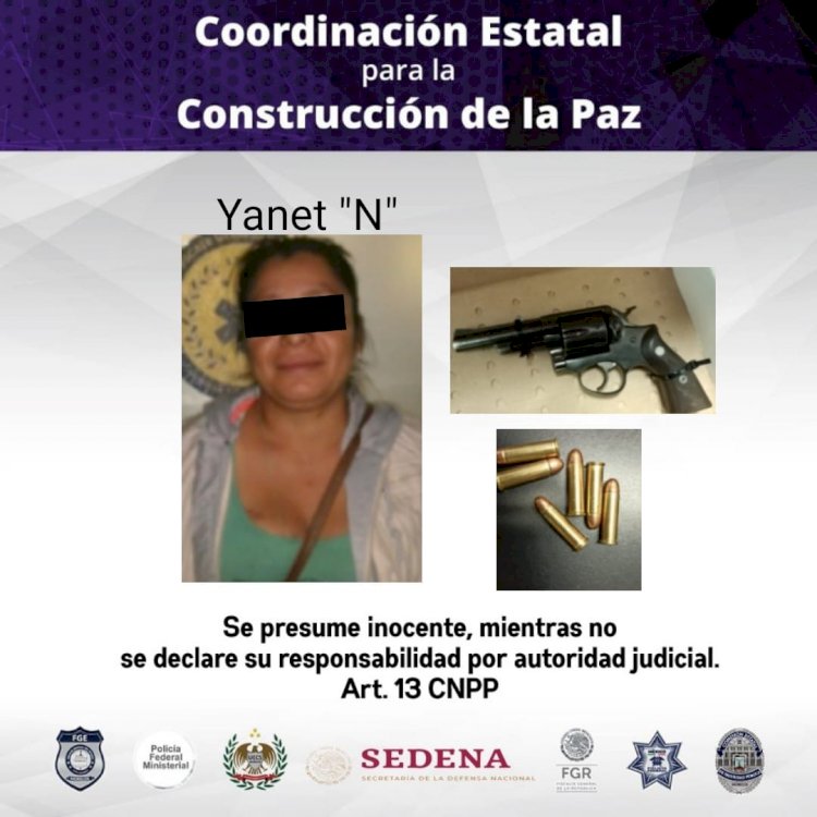 Dama es detenida en Coatetelco;  la señalan por traer arma y droga