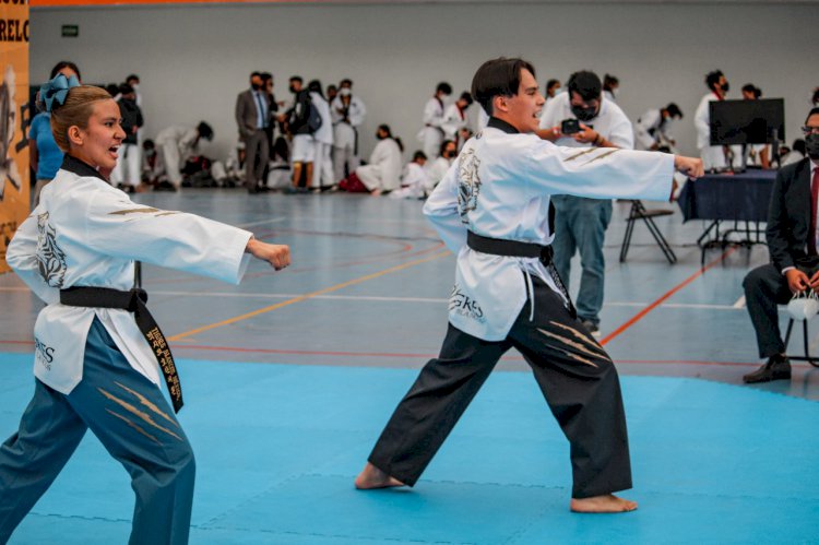 Participan decenas de morelenses en selectivo estatal de Taekwondo