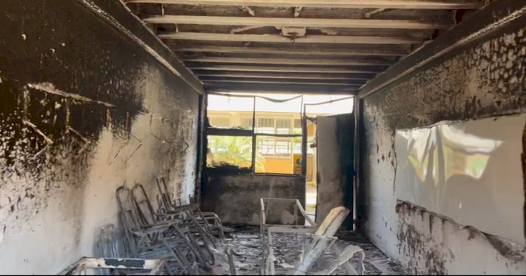 Fueron quemados dos salones en la secundaria «María del Carmen Pineda Jesús» de Tezoyuca en E. Zapata