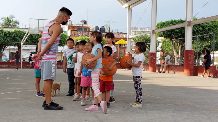 Jiutepec ofrece clases gratuitas de  básquetbol a menores de Jiutepec