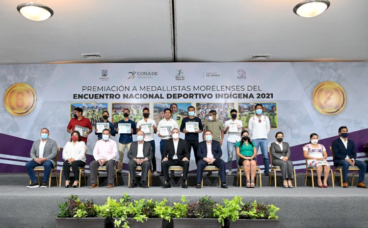 Rindió homenaje Cuauhtémoc Blanco a medallistas de competición indígena
