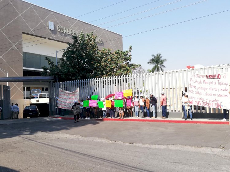 Trabajadores corridos de Tepalcingo piden apoyo para ser indemnizados