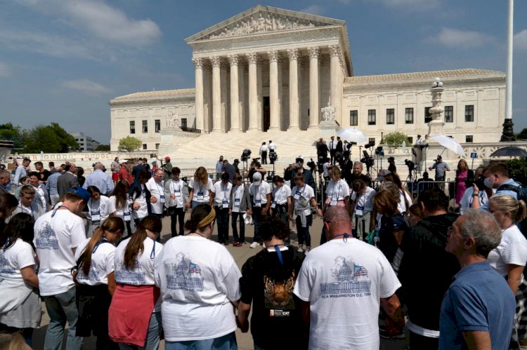 Revientan protestas en EEUU: la Corte pretende revertir aborto legal