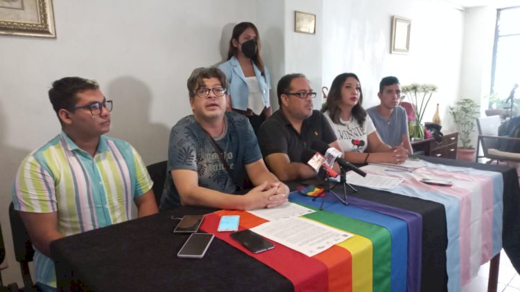 Comunidad lésbico-gay repudia curul para Roberto Yáñez