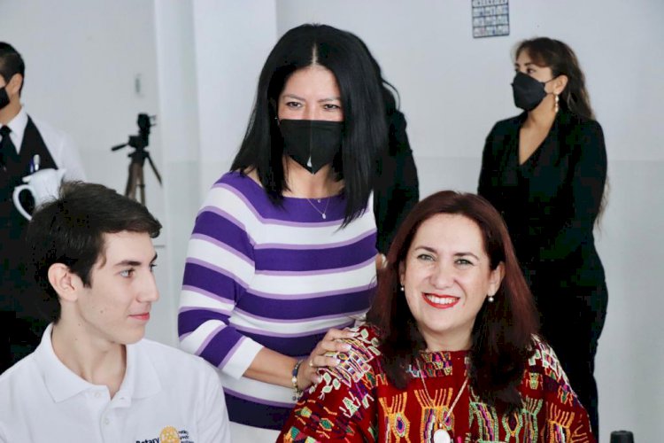 Mirna Zavala tomó protesta al Consejo Consultivo de la Comisión de la Juventud