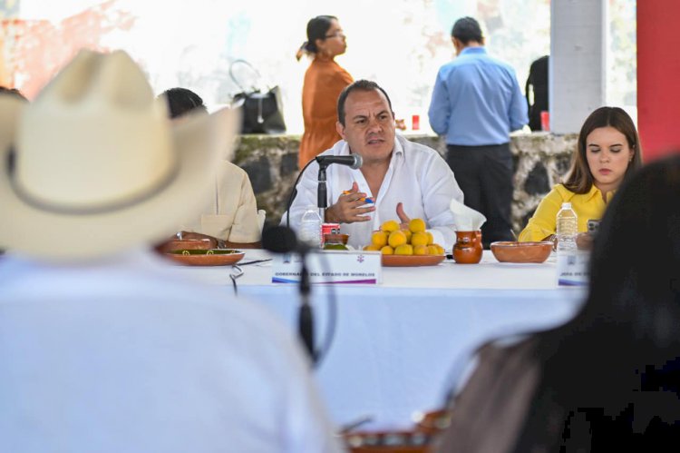 Presentó C. Blanco proyecto para campo y obra pública de Tlalnepantla