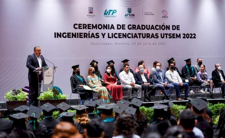 Egresados de las universidades de Morelos, garantía de progreso: C. Blanco