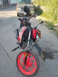 Recupera la Policía moto y auto  robados en Jiutepec y la capital