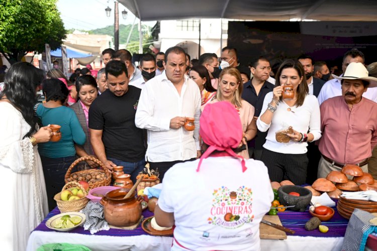 Inaugura Cuauhtémoc Blanco cuarto festival de cocineras tradicionales en Morelos