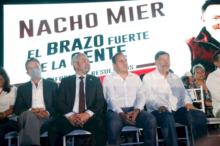 Asistió Cuauhtémoc Blanco a informe del diputado federal Ignacio Mier