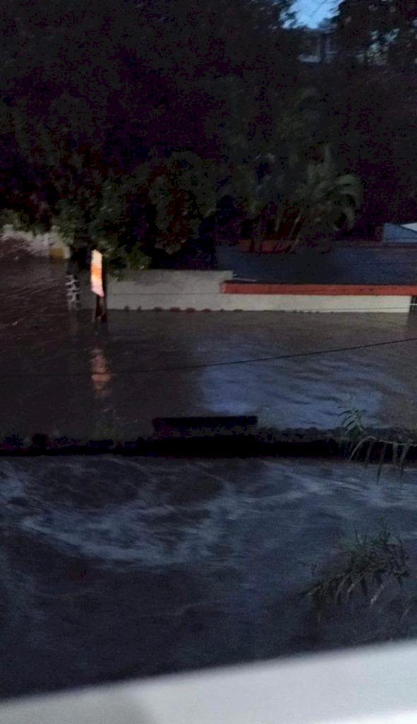 Hubo rescate de personas en Cuautla y Ayala tras copiosa lluvia