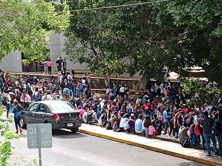Detonan bombas en la UAEM; evacuan a estudiantes