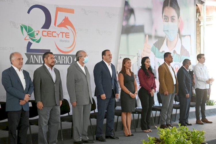 Destacó Cuauhtémoc Blanco Bravo a  egresados de CECYTE en aniversario