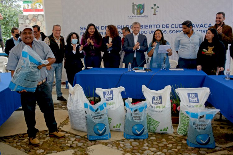 Ayuntamiento de Cuernavaca entregó  Insumos para rama productiva aguacate